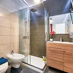 Renovated Charming Apartment, By Timecooler Лісабон