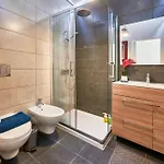 Renovated Charming Apartment, By Timecooler Апартаменти Лісабон